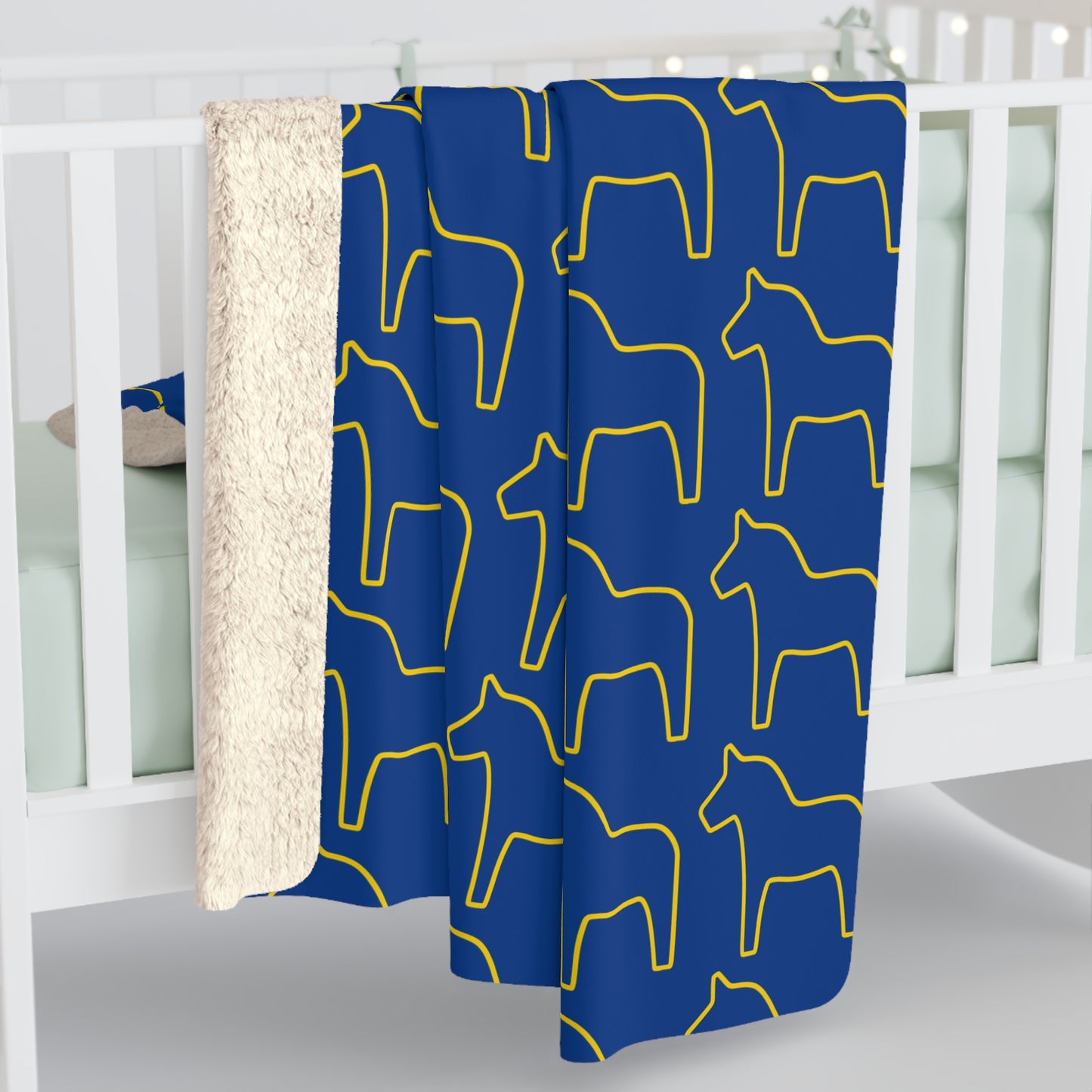 Sherpa Fleece Blanket - Scandinavian Dala Horse Design