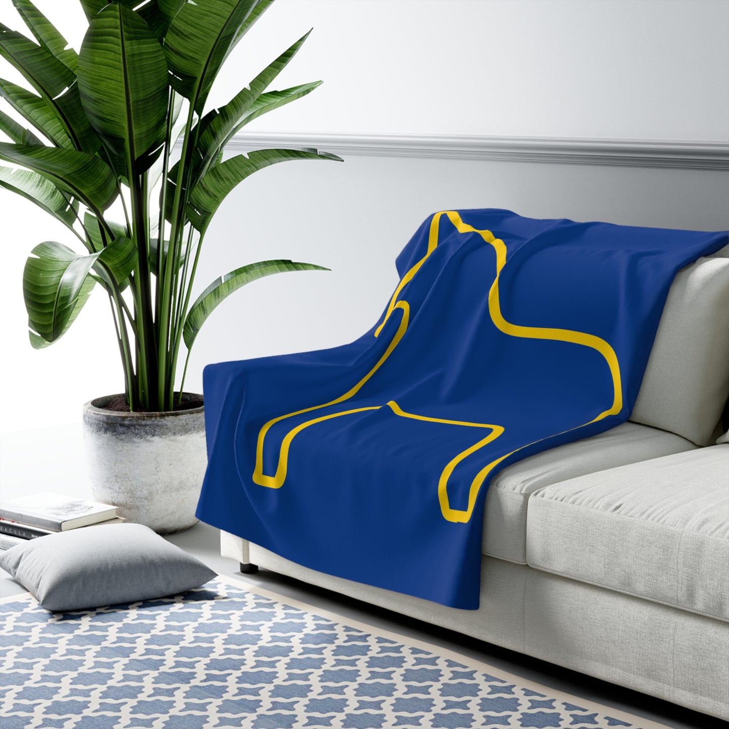Sherpa Blanket with Modern Scandinavian Design and Dala Horse Logo