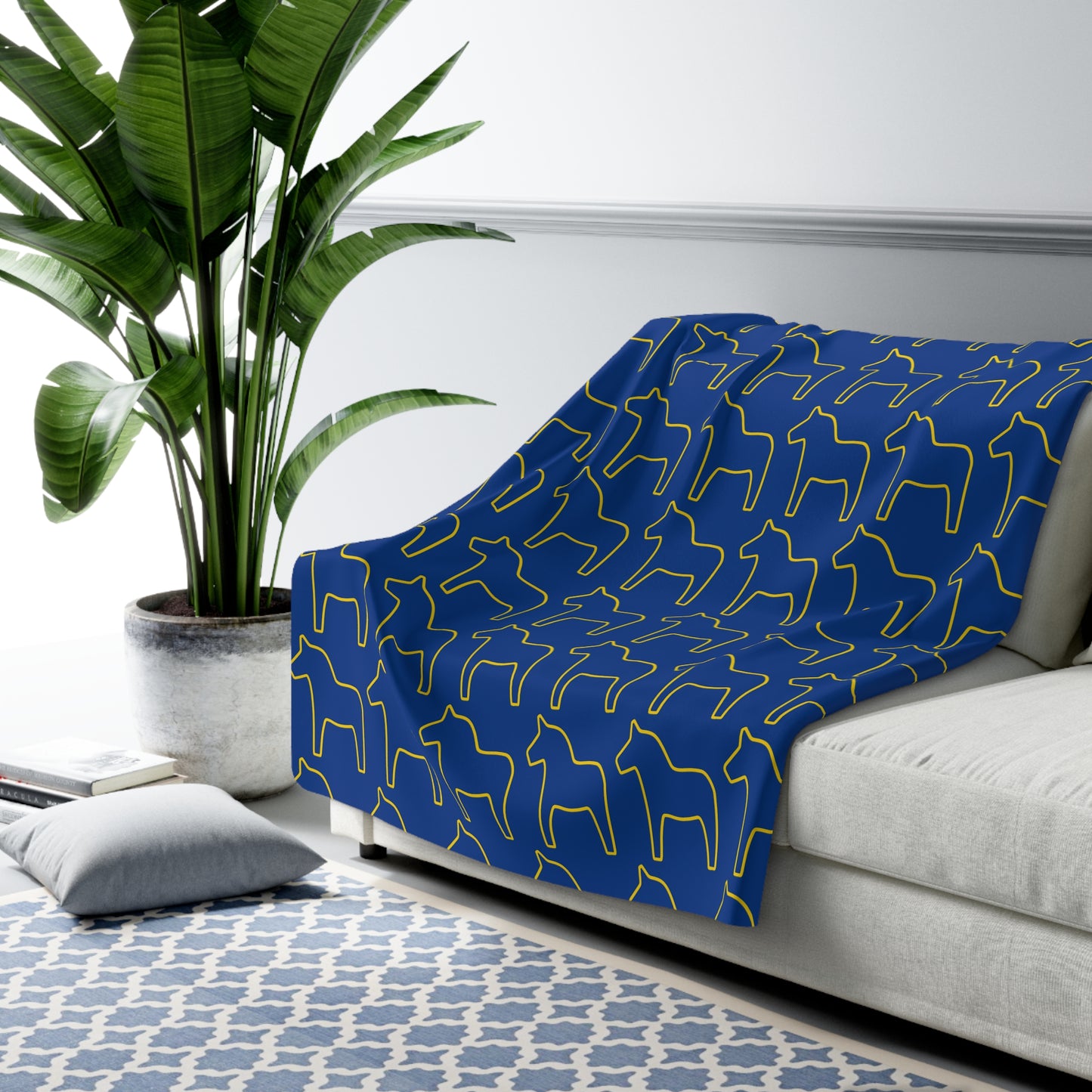 Sherpa Fleece Blanket - Scandinavian Dala Horse Design